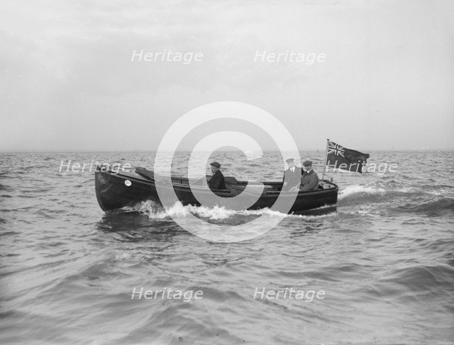 Bona's motor launch under way, 1912. Creator: Kirk & Sons of Cowes.