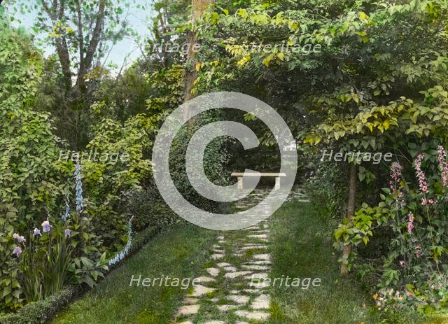 Fanny A. Mulford house, Fulton Avenue, Hempstead, New York, c1916. Creator: Frances Benjamin Johnston.