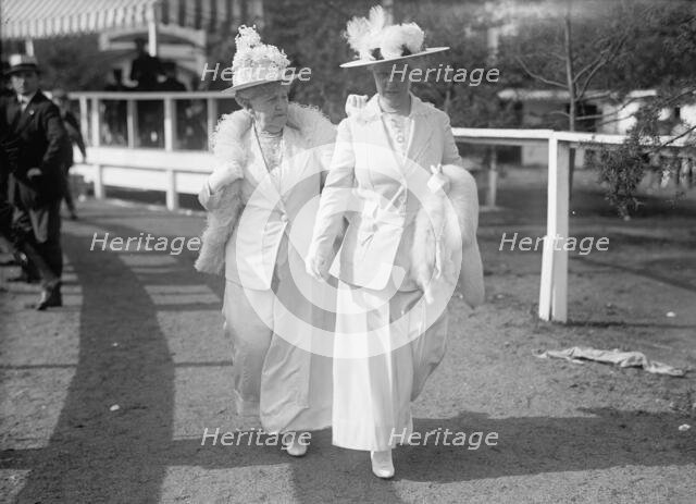 Foster, Mrs. John W., at Horse Show, L., with Daughter, Mrs. Robert Lansing, 1916. Creator: Harris & Ewing.