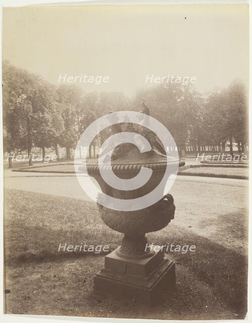 Versailles, Grand Trianon, 1901. Creator: Eugene Atget.