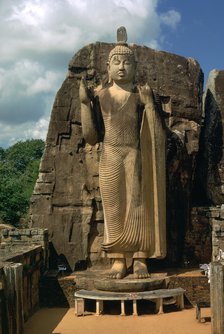 Awkana Buddha, a colossal statue. Artist: Unknown