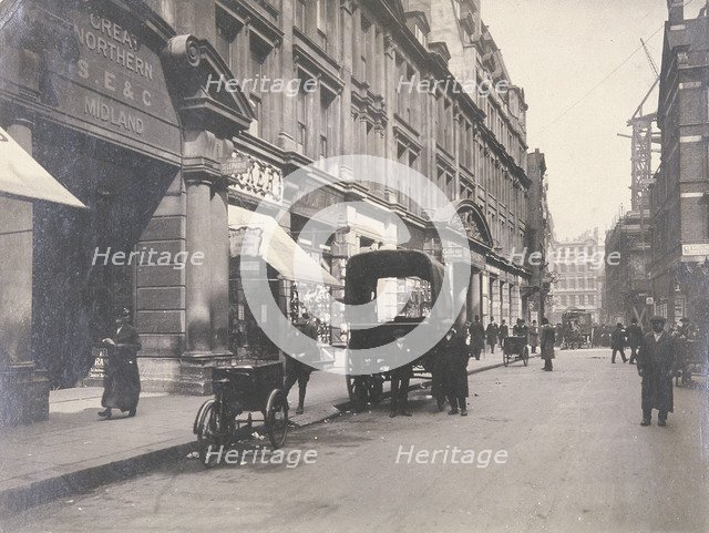 Moorfields, London, c1921. Artist: Anon