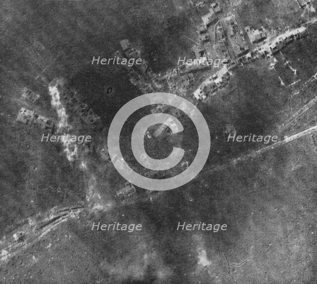 'Fleury-devant-Douamont: La reprise du village; Fleury-devant-Douaumont a la date du 25..., 1916. Creator: Unknown.