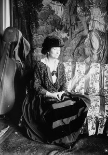 Susan Metcalfe, between c1915 and c1920. Creator: Bain News Service.