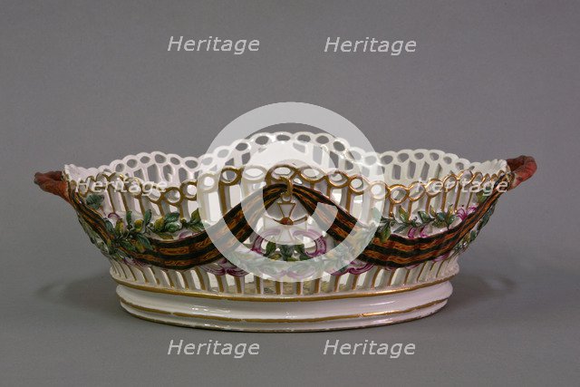 Bread Basket  from the Porcelain Dinner Service of the Order of Saint George the Triumphant (Gardner Porcelain Factory), 1777. Artist: Kozlov, Gavriil Ignatievich (1738-1791)