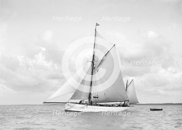 The ketch 'Aphrodite' under sail, 1912. Creator: Kirk & Sons of Cowes.