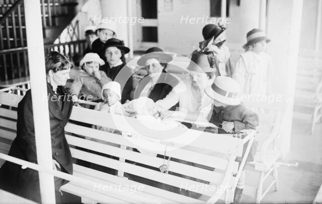 On HELEN JUILLARD, between c1915 and c1920. Creator: Bain News Service.