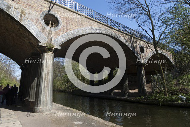 Regent;s Canal, 2009. Creator: Ethel Davies.