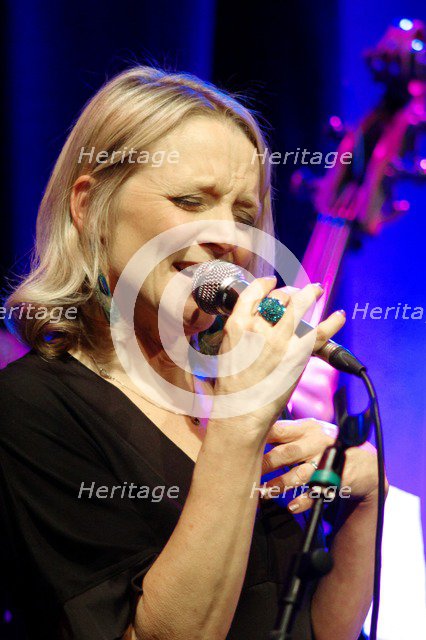 Imogen Ryall, Ropetackle Arts Centre, Shoreham, West Sussex, Jan 2016. Artist: Brian O'Connor.