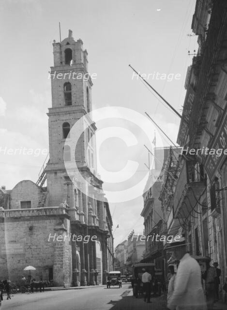Travel views of Cuba and Guatemala, between 1899 and 1926. Creator: Arnold Genthe.