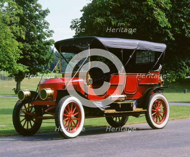 1910 Stanley Steamer. Artist: Unknown.