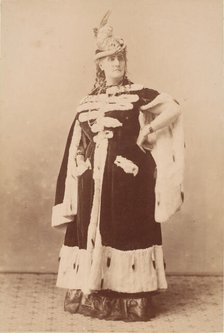 [La Comtesse in Ermine Cape], 1860s. Creator: Pierre-Louis Pierson.