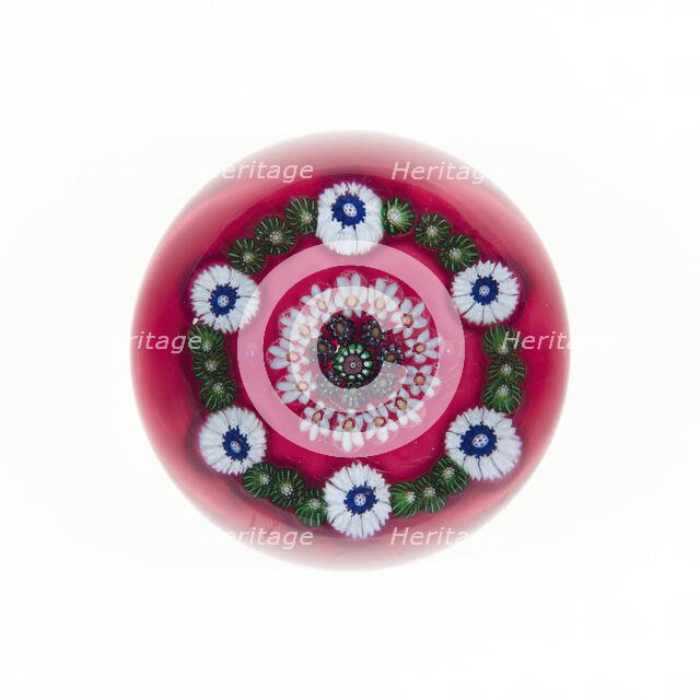 Paperweight, Clichy, 19th century. Creator: Clichy Glassworks.