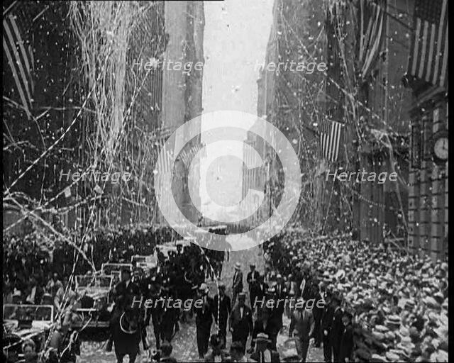 Crowd Watching a Parade, 1933. Creator: British Pathe Ltd.