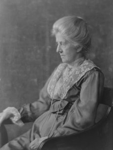 Bruce, James M., Mrs., portrait photograph, 1916. Creator: Arnold Genthe.