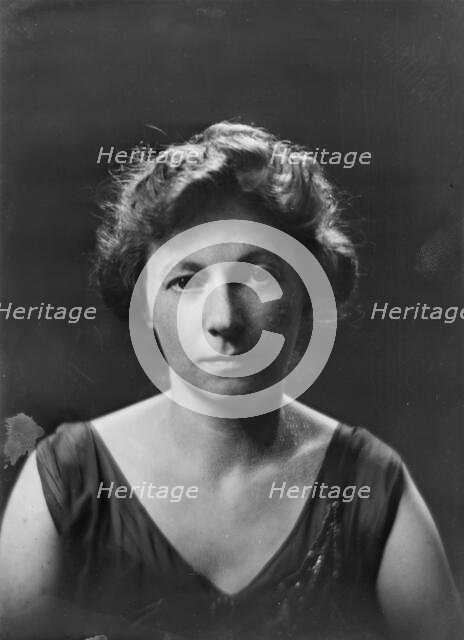 Mrs. M.A. Stuart, portrait photograph, 1919 Sept. 15. Creator: Arnold Genthe.