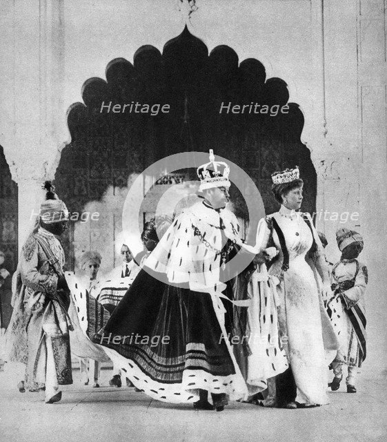 George V and Queen Mary in Delhi, India, 1911, (1935). Artist: Unknown
