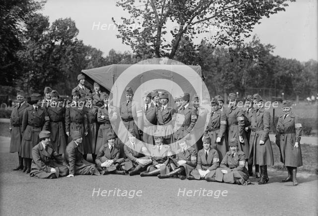 Red Cross, American - Dedication of Building, 1917. Creator: Harris & Ewing.