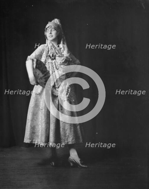 Michio Ito pupils, 1921 June 14. Creator: Arnold Genthe.