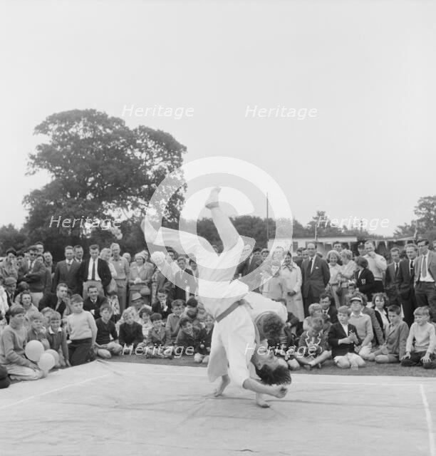 Laing Sports Ground, Rowley Lane, Elstree, Barnet, London, 17/06/1961. Creator: John Laing plc.