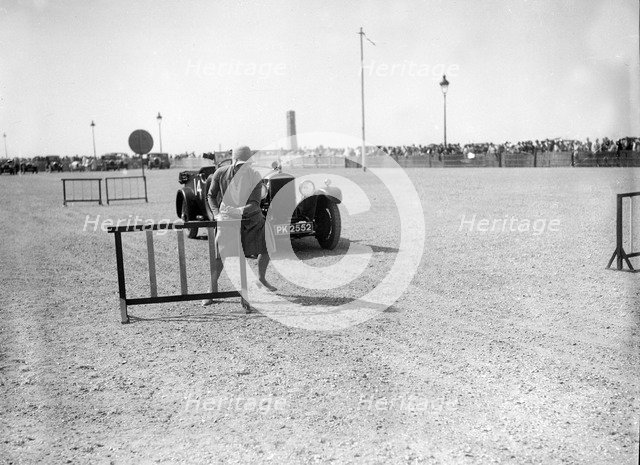 Invicta 4-seater high-chassis tourer of Violette Corderey, Boulogne Motor Week, France, 1928. Artist: Bill Brunell.