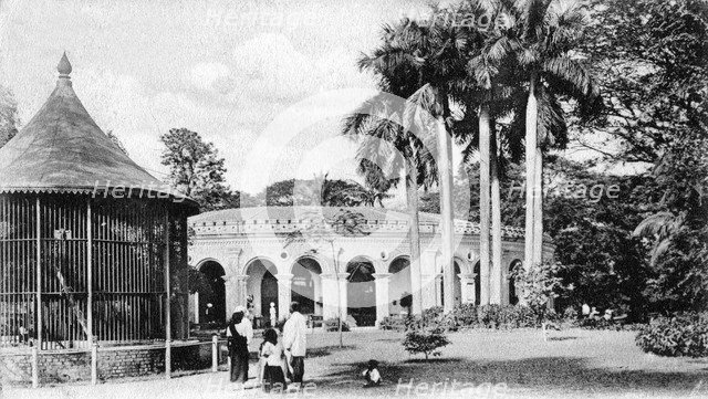 View in the Zoological Gardens, Calcutta, India, early 20th century. Artist: Unknown