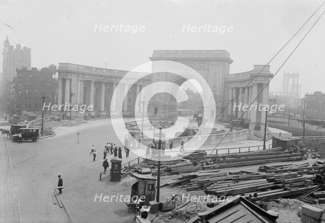 Manhattan Bridge, between c1915 and c1920. Creator: Bain News Service.
