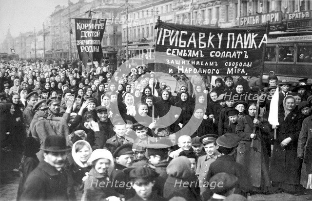 Striking Putilov workers on the first day of the February Revolution, St Petersburg, Russia, 1917. Artist: Anon