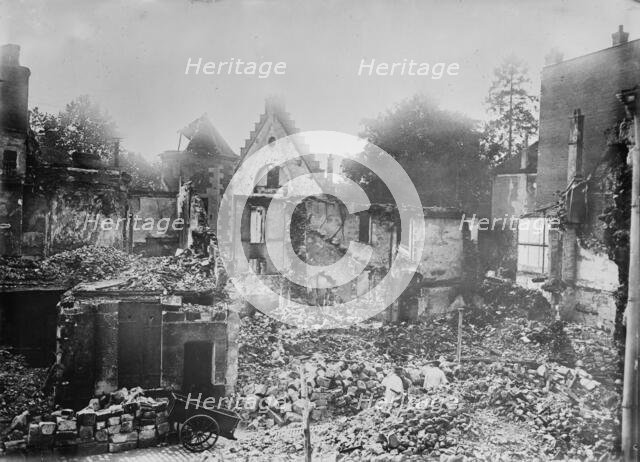 Rue Bellon, Senlis, 1914. Creator: Bain News Service.