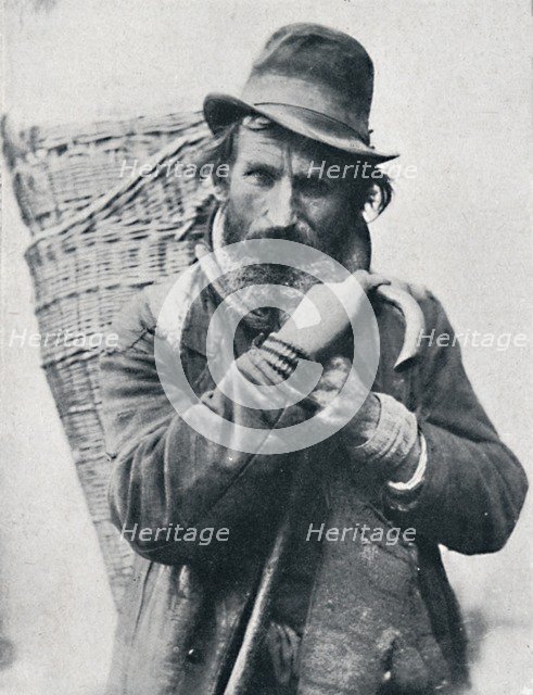 A German street hawker, Ehningen District, Wurttemberg, 1912. Artist: E Uhlenhuth.