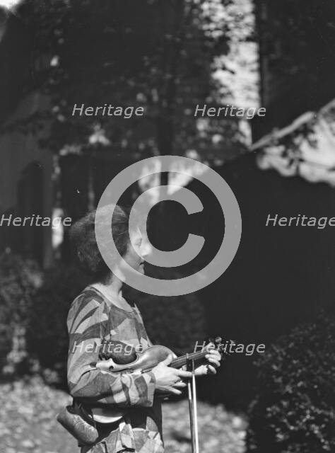 Elizabeth Duncan dancers, between 1916 and 1941. Creator: Arnold Genthe.