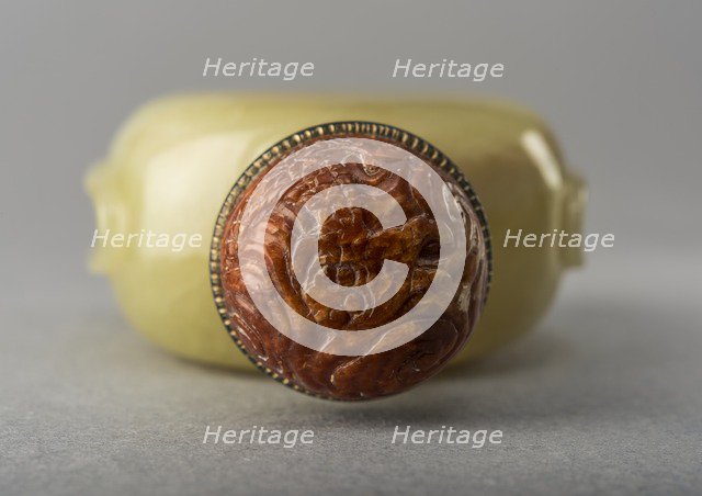 Jade snuff bottle, China, Qing dynasty, 1644-1911. Creator: Unknown.