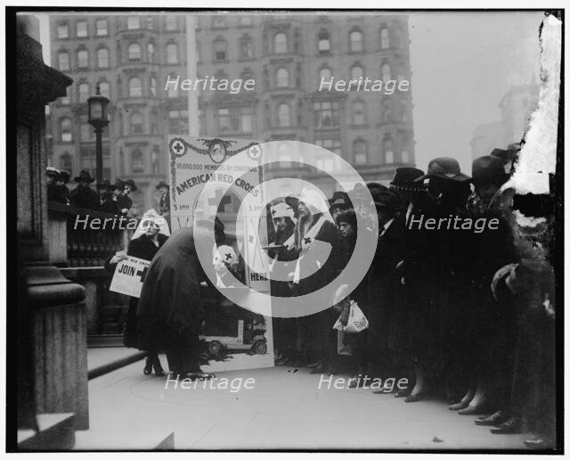 Red Cross, between 1910 and 1920. Creator: Harris & Ewing.