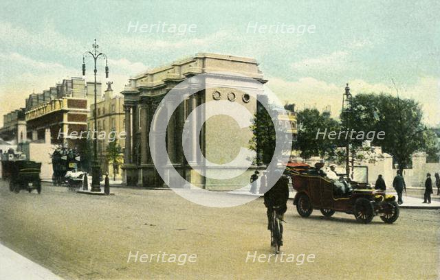 'The Marble Arch', c1900s.  Creator: Eyre & Spottiswoode.