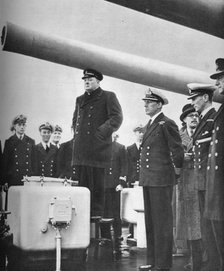'Addressing the Crew of H.M.S. Exeter on their return from the sinking of the Graf Spee at the b Artist: Unknown.