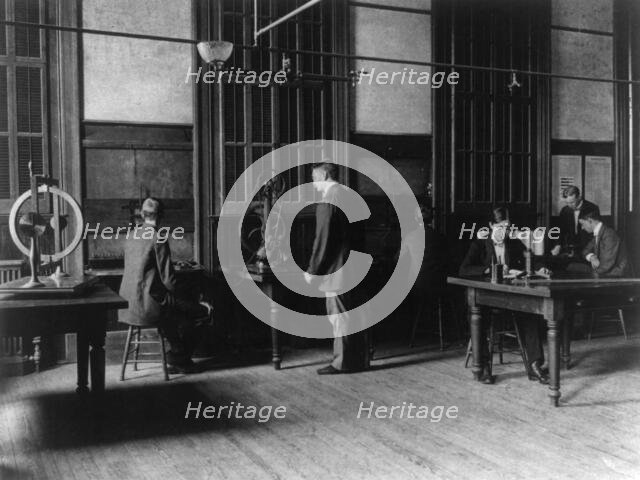 Physics laboratory, Eastern High School, (1899?). Creator: Frances Benjamin Johnston.