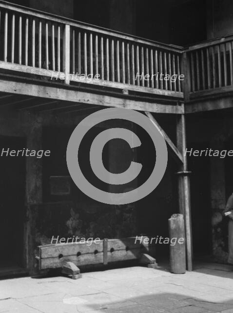 Courtyard, New Orleans, between 1920 and 1926. Creator: Arnold Genthe.
