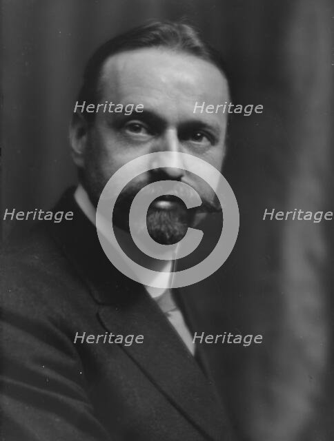 Jaeger, Charles, Dr., portrait photograph, 1913. Creator: Arnold Genthe.