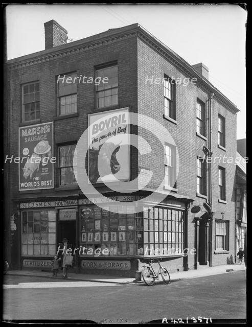 New Street, Worcester, Worcestershire, 1942. Creator: George Bernard Mason.