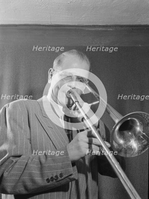 Portrait of Bill Harris, William P. Gottlieb's home (table tennis room), N.Y., ca. Apr. 1947. Creator: William Paul Gottlieb.