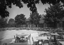 Tavern on the Green, Central Park, 1944. Creator: Gottscho-Schleisner, Inc.