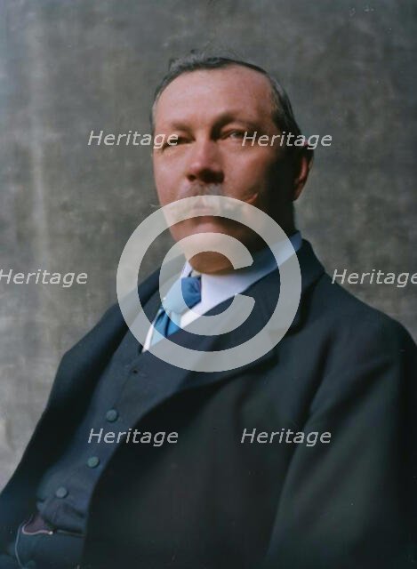 Doyle, Arthur Conan, Sir, portrait photograph, 1914 June 1. Creator: Arnold Genthe.