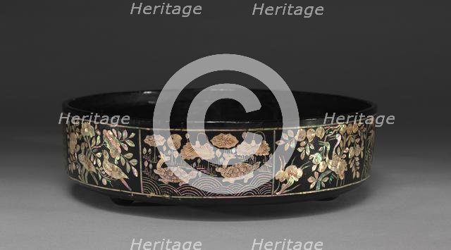 Box with Fish and Animal Design, 1800s. Creator: Unknown.