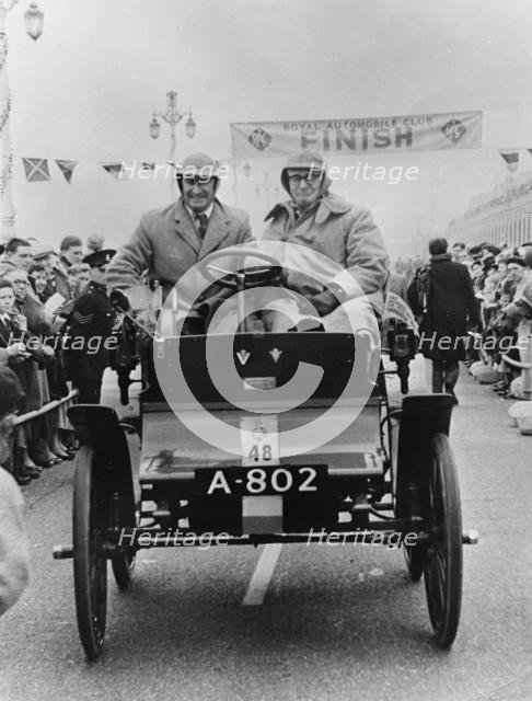 1902 Albion dog - cart on 1955 London to Brighton run, Ken Wharton. Creator: Unknown.