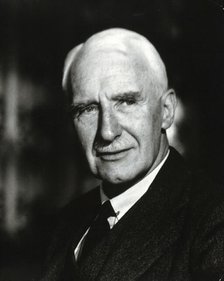 Archibald Vivian Hill. Creator: Unknown.