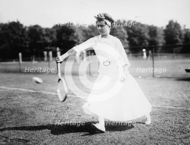 Florence Sutton, between c1910 and c1915. Creator: Bain News Service.