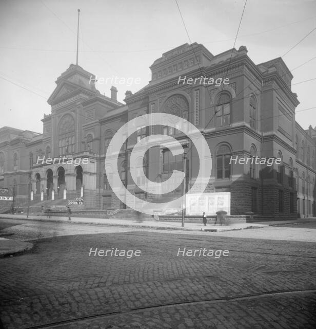 Exposition Building, St. Louis, Mo., between 1884 and 1906. Creator: Unknown.