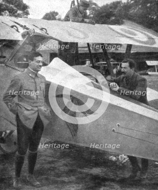 ''Quelques "AS"; Lieutenant Deullin, a gauche, et adjudant Tarascon', 1916. Creator: Unknown.