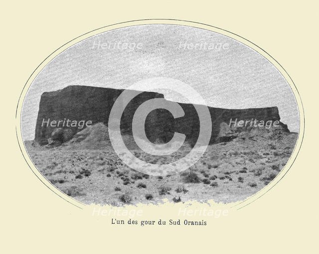 ''L'un des gour du Sud Oranais; Afrique du nord', 1914. Creator: Jules Gervais-Courtellemont.