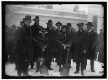 Group outside White House in snow, between 1913 and 1918. Creator: Harris & Ewing.